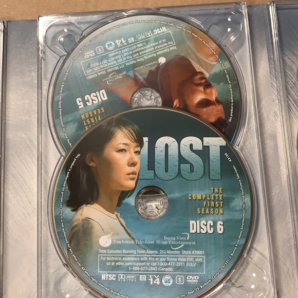 LOST complete first season - Picture 5 of 6